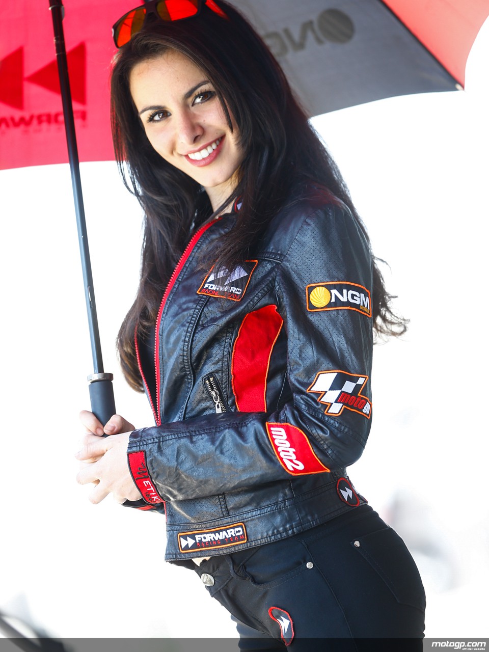 960x1280  404559 Серия судьбы, судьба/апокрифа, судьба/великий орден, аниме -девушка, большие сиськи, светлые волосы, длинные волосы, Франция, Флаг, Улыбающая Галерея HD обои