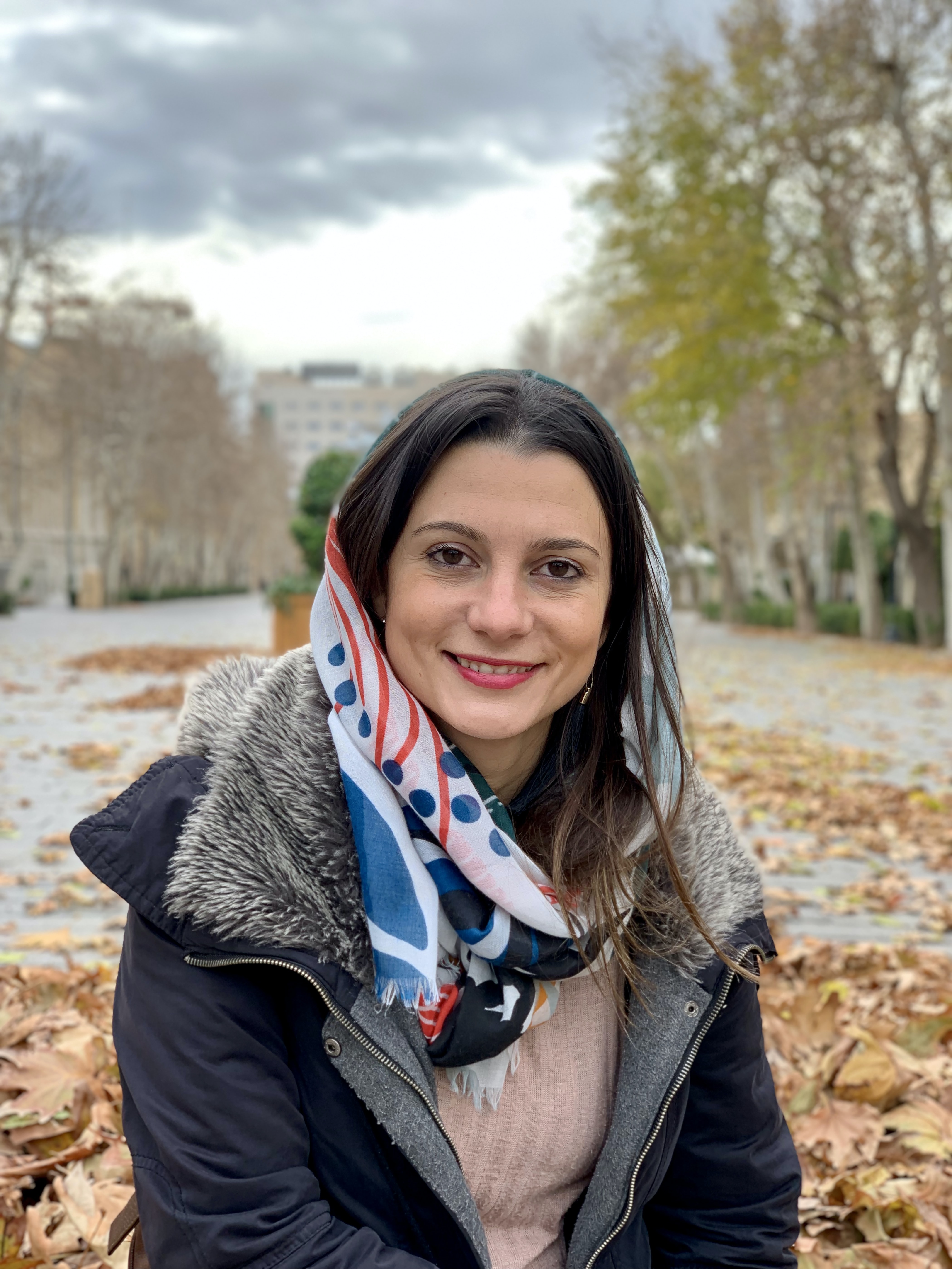 4200x5600  30 000+ испанских женщин картин | Скачать бесплатные изображения на Unsplash