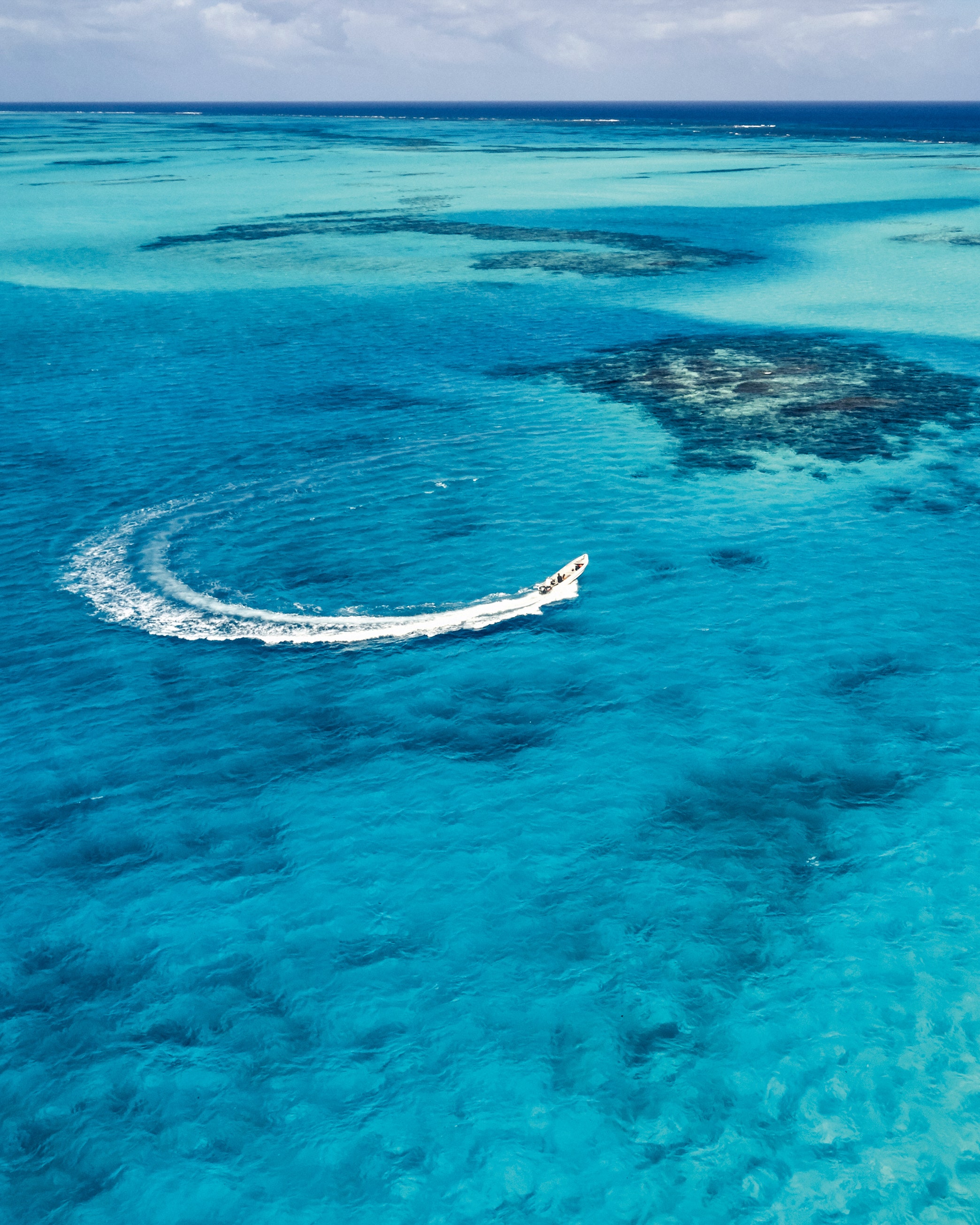 2088x2610  Вы не видели Колумбийское побережье без времени в Провиденсии | Condé Nast Traveler
