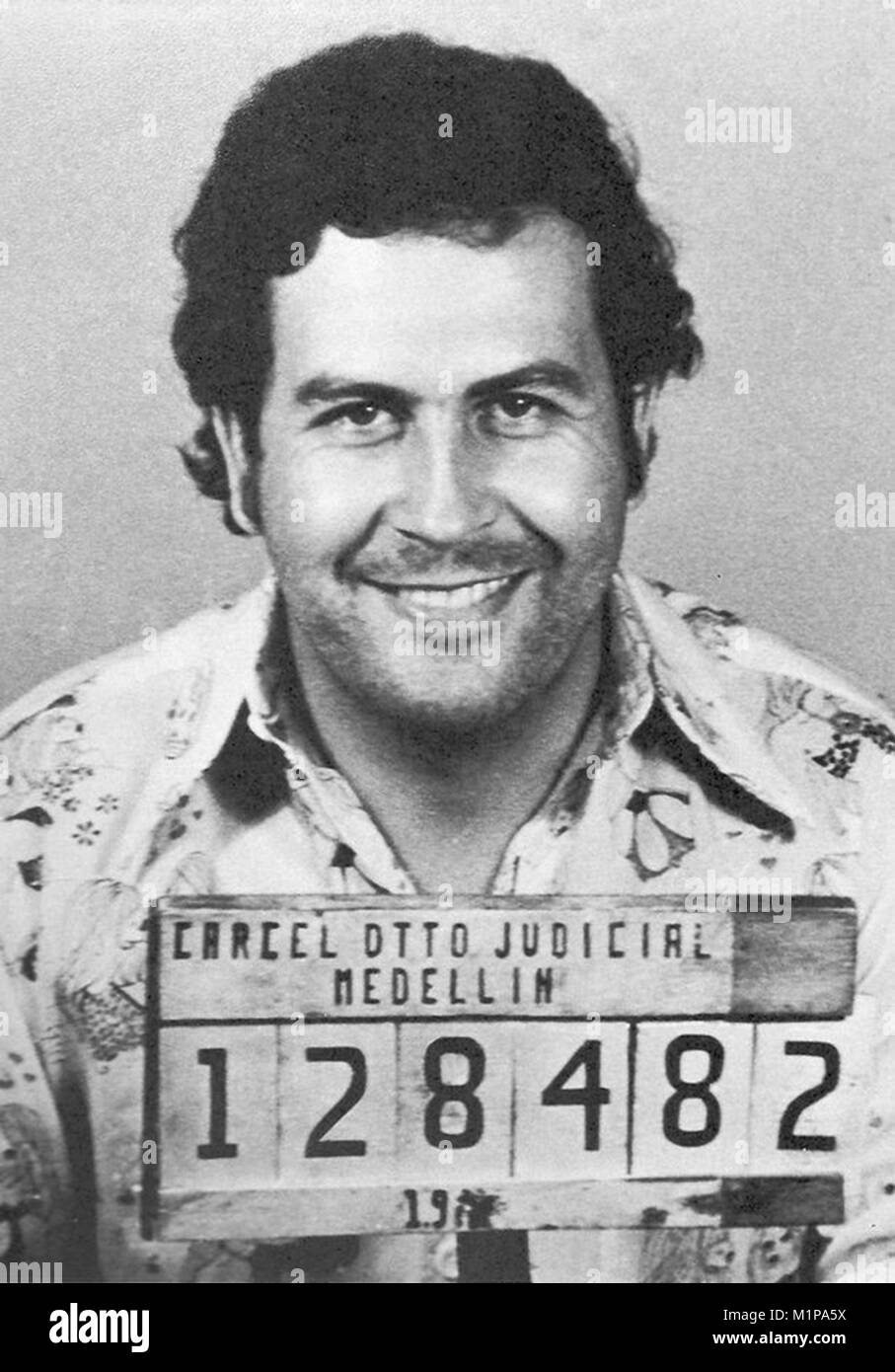 907x1390  Pablo Escobar Drug Hi -Res stock Photography и Images - Alamy