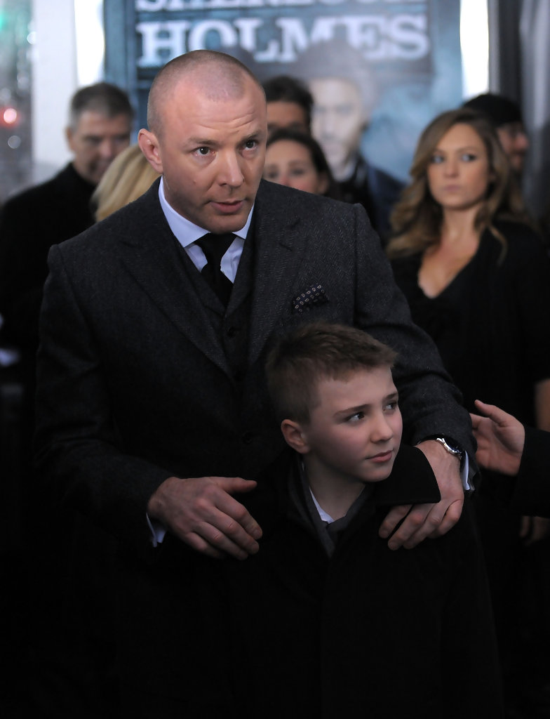 784x1024  Король Артур - Легенда о мече фон Гай Ричи - Blu -ray | Талия