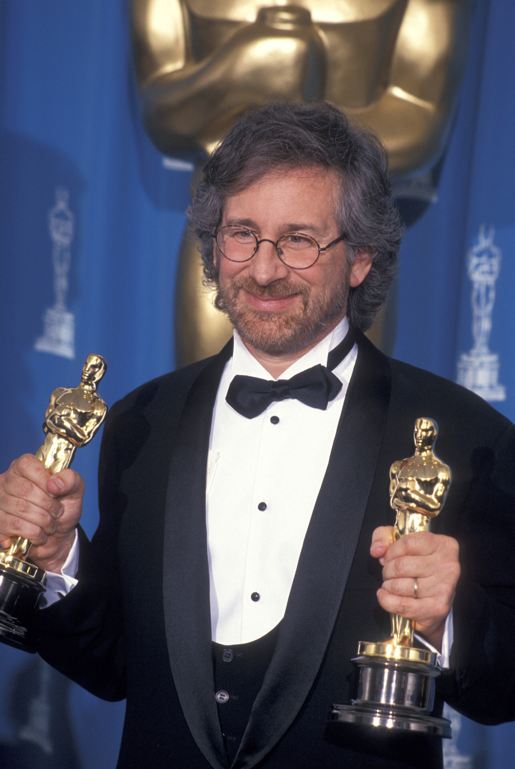 1800x2687  Даниэль Дэй-Льюис и Стивен Спилберг, сфотографированные Марко Гробом | Время