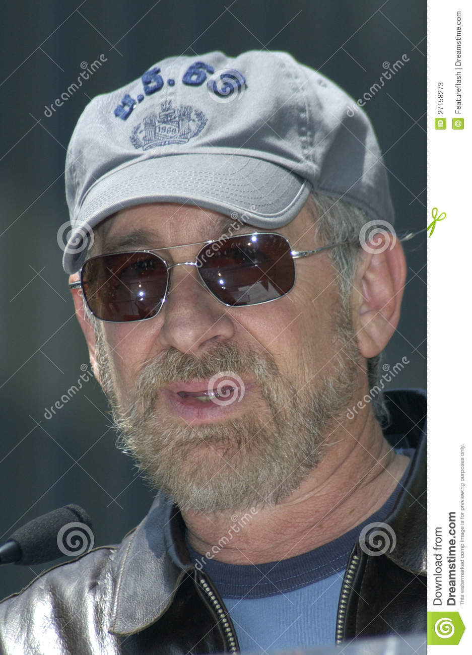 937x1300  Golden Globes 2023 Прибытие красной ковровой дорожки: см. Фотографии - разнообразие