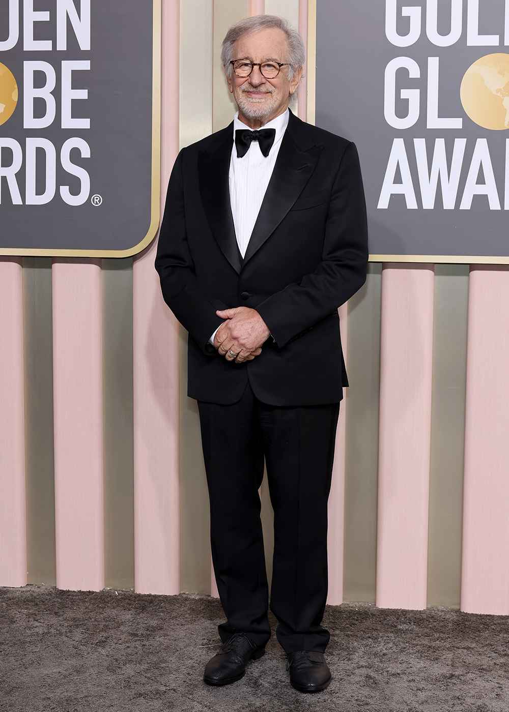 1000x1400  Ричард Осман: «Почти все терпит неудачу, так что введите в это свое сердце и душу» | Британский GQ