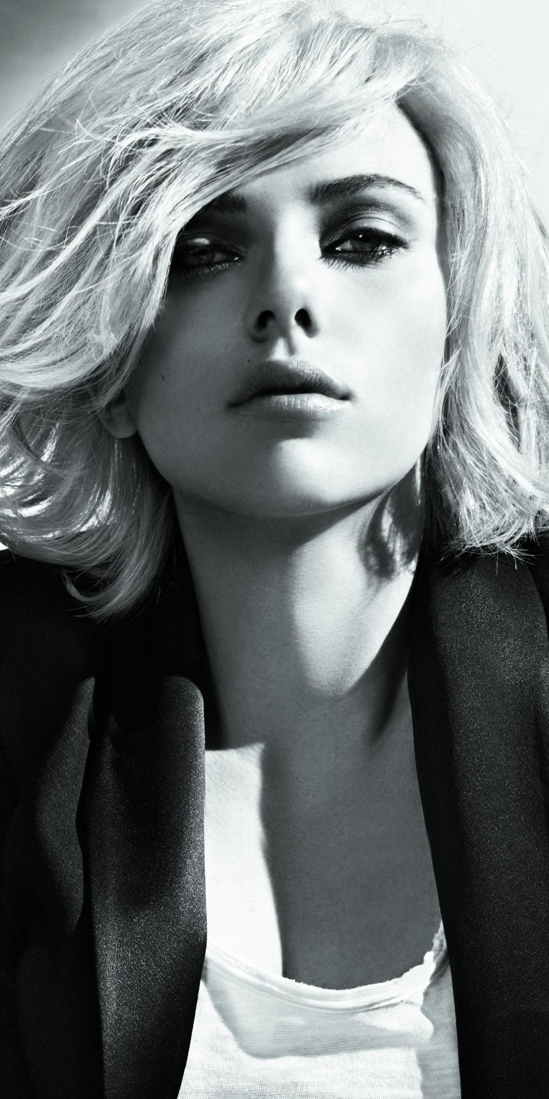 1080x2160  Манхэттен (1979) - фотогалерея - IMDB