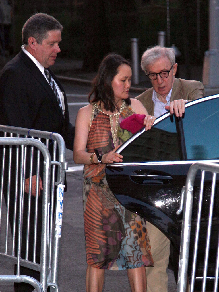 770x1024  Вуди Аллен, актер, американец, комик, режиссер, музыкант, Нью -Йорк, драматург, HD Телефон Обои | Пикпкс