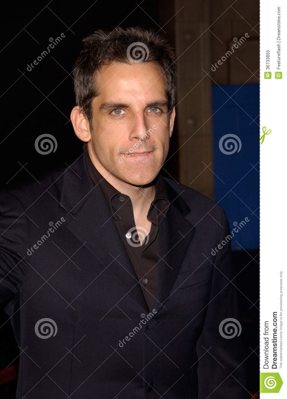 935x1300  Тропический Гром, Бен Стиллер, Гранаты, логотип, пламя, HD обои | Пикпкс