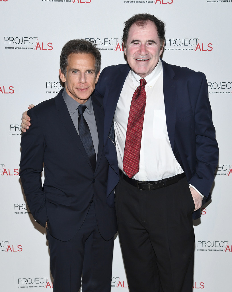 815x1024  Жена Бена Стиллер Банк де Фотографии и д'И.