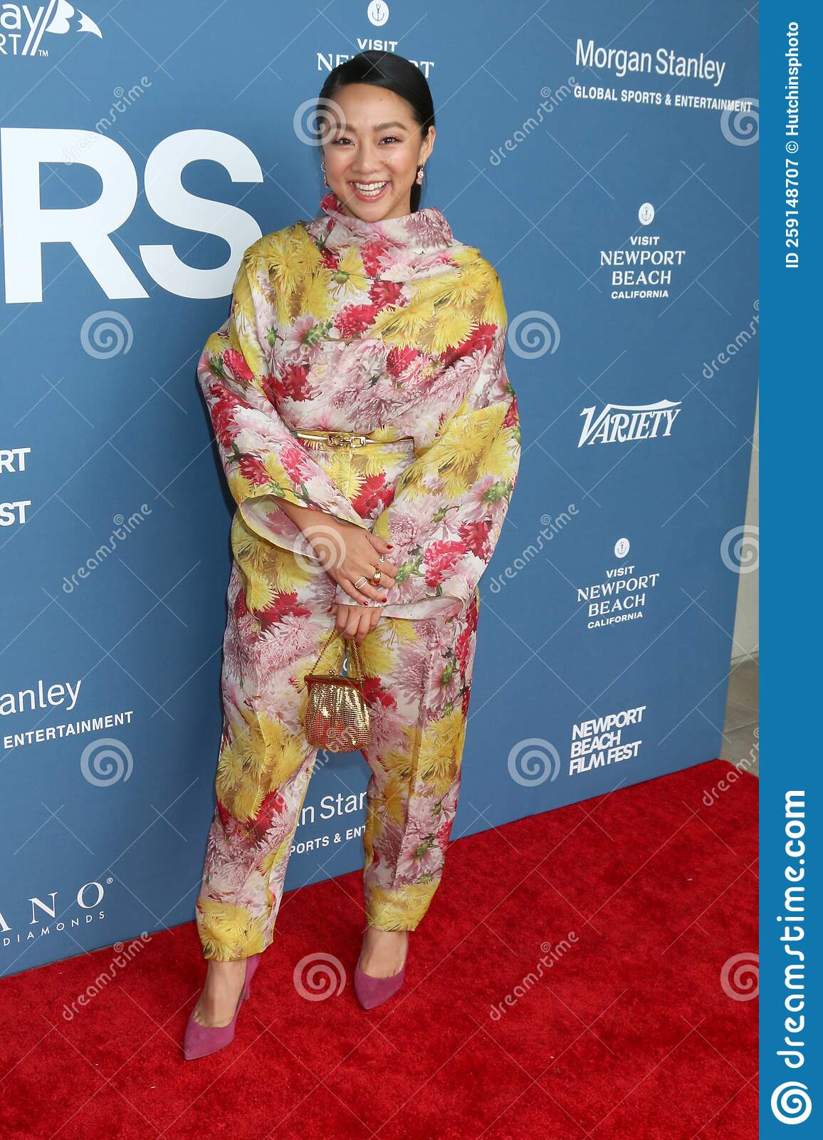 1156x1600  Стефани Хсу (исполнитель) | Playbill