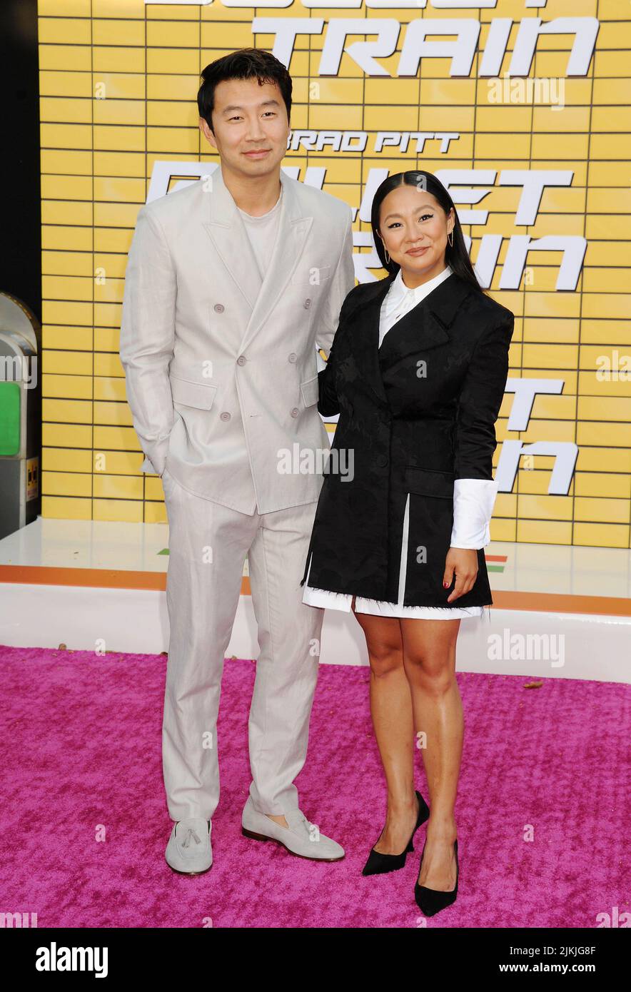 884x1390  Ноги Стефани Хсу \ U003C \ U003C Wikifeet