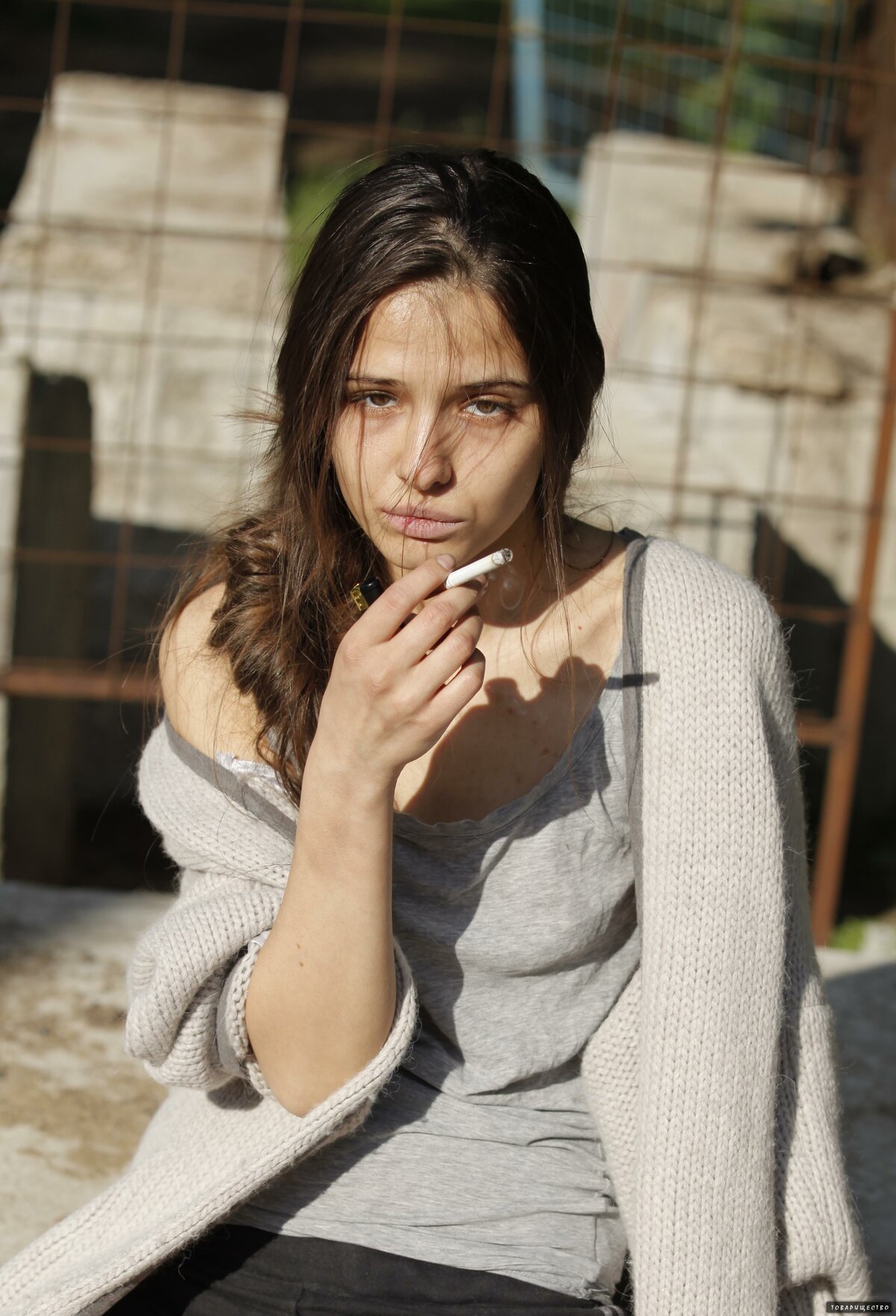 1200x1762  ФИЛИМ НСРНБЕРГ (2023): ОПИАНЕ, КОДЕРАНИ