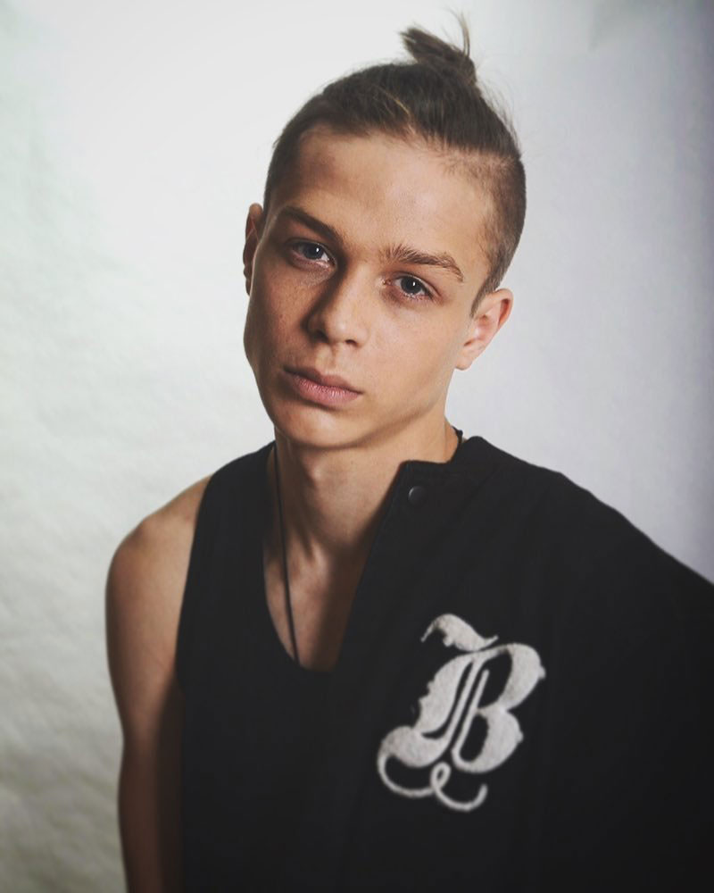 800x1000  Февраль 2022 г. - киноист