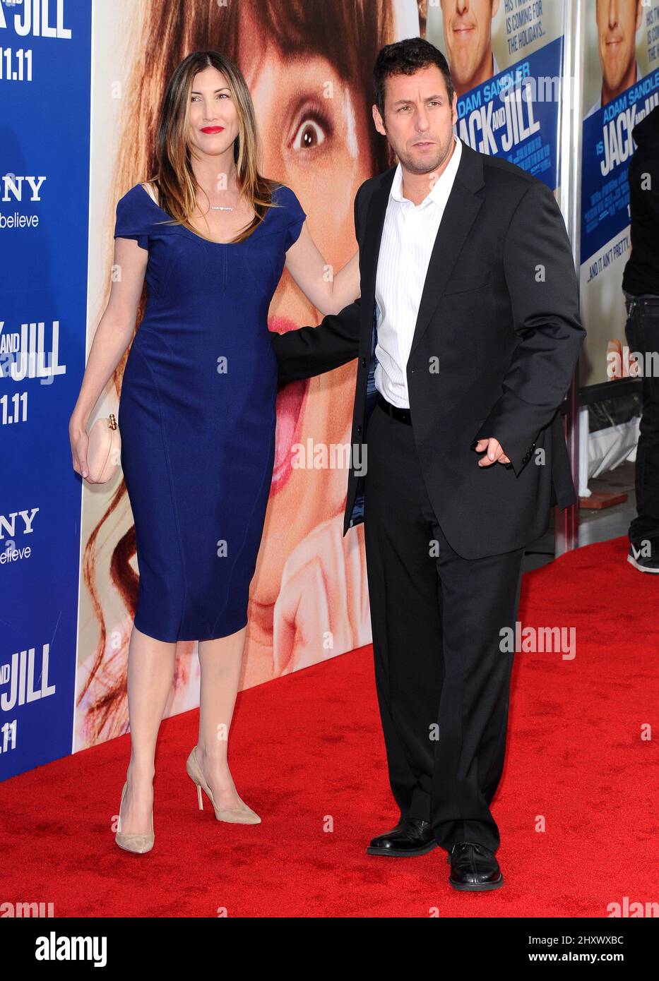 933x1390  Адам Сэндлер, Чло Чжао - Адам Сэндлер Фото - Зимбио