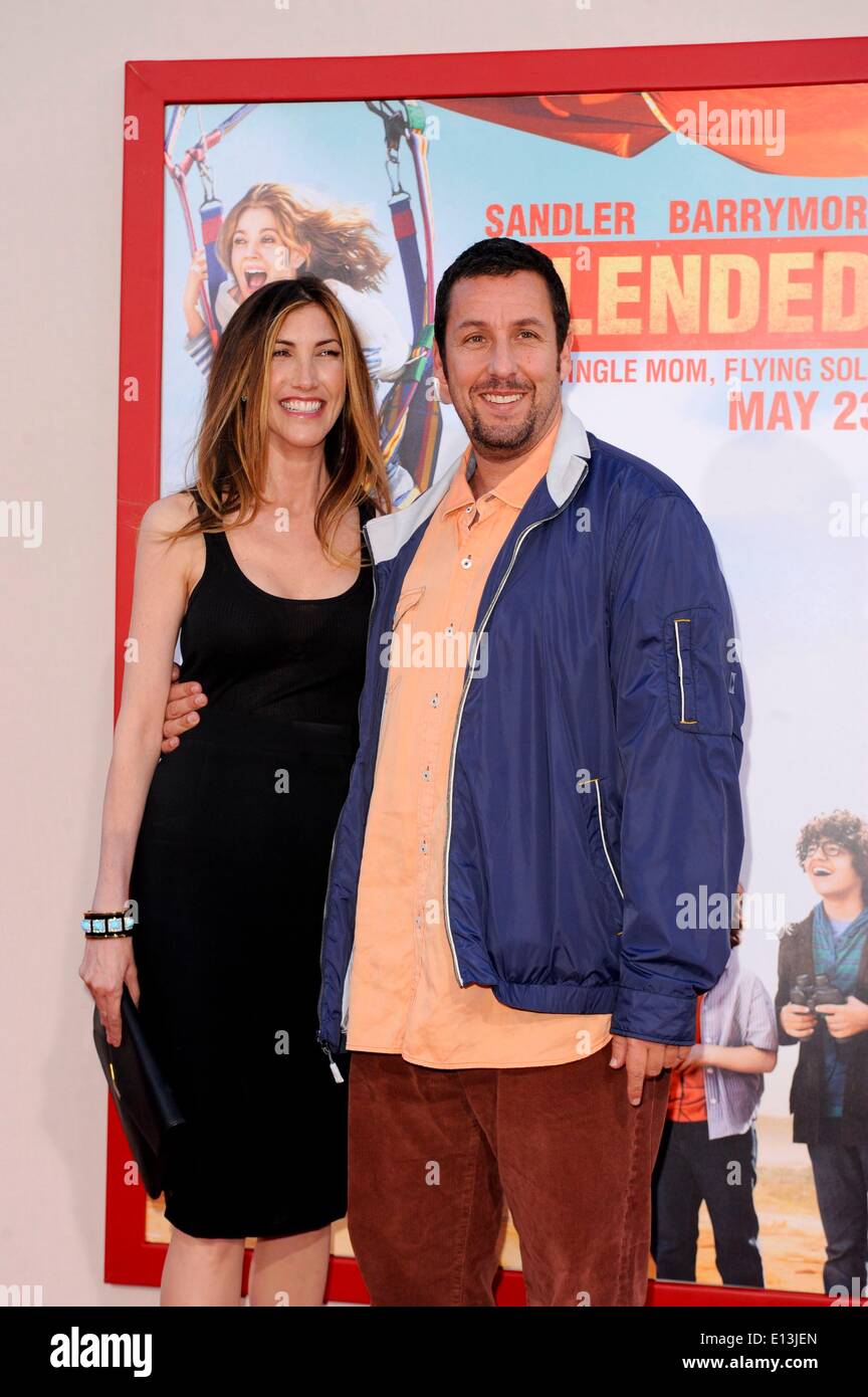 864x1390  The Waterboy (1998) Адам Сэндлер Wboy 023 Стоковое фото - Alamy