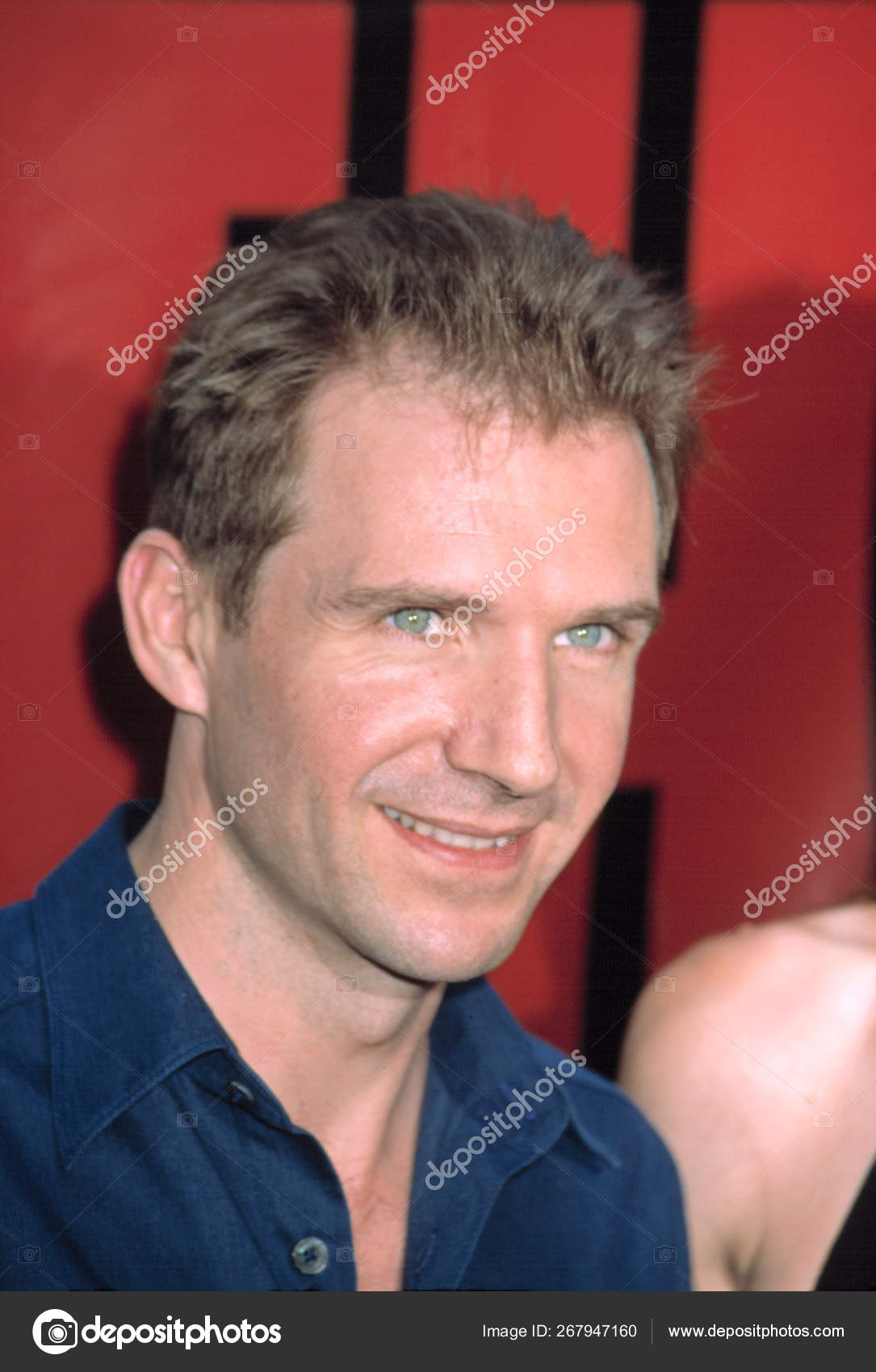 1085x1700  Королевский мужчина обои 4K, Ральф Файнс, фильмы, № 1827