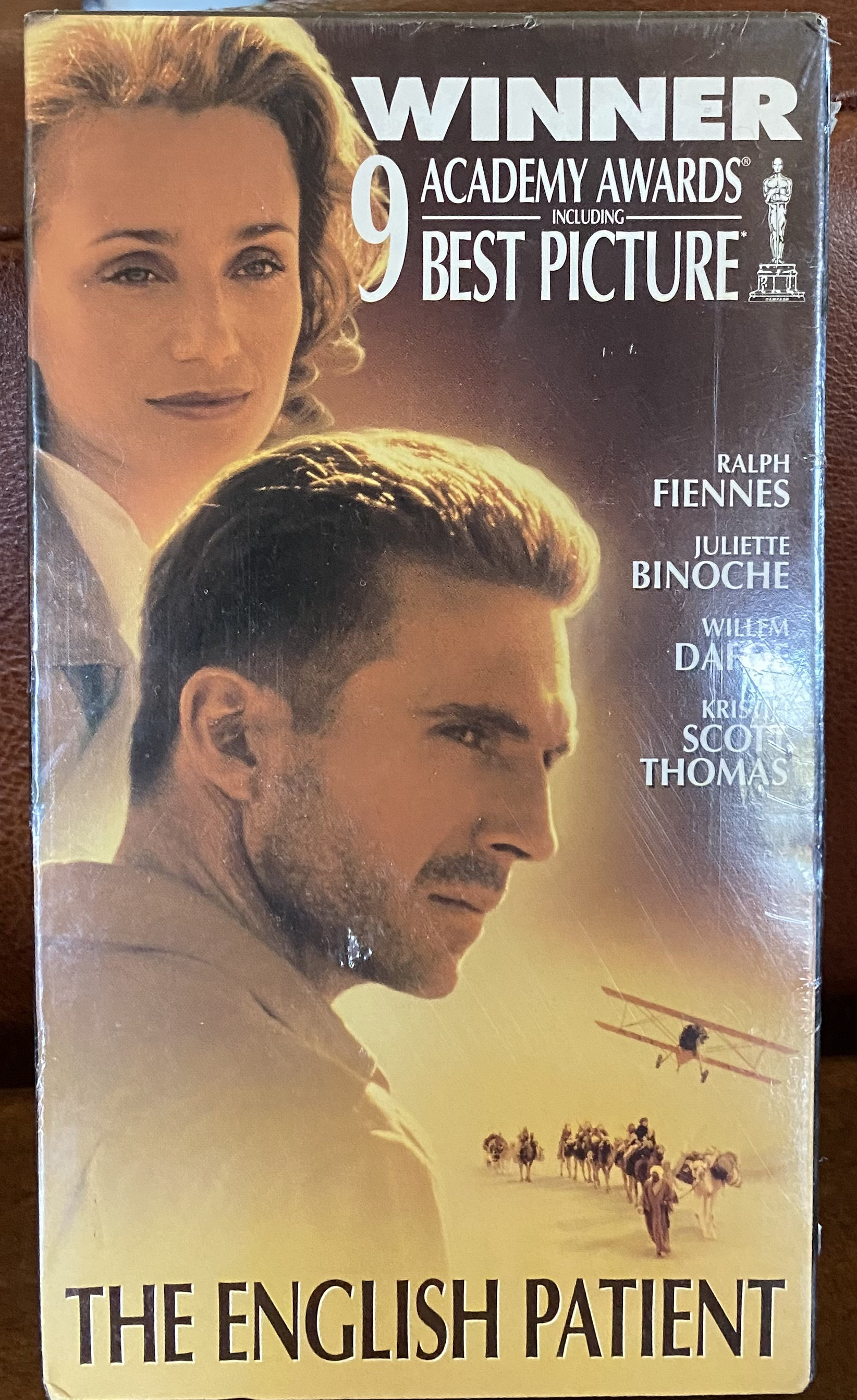 1644x2684  Обои идентификатор: 307719 / Movie No Time To Die The Phone Wallpaper, Ральф Файнс, Джеймс Бонд, М. (Джеймс Бонд), Даниэль Крейг, 1440x3120 Скачать бесплатно