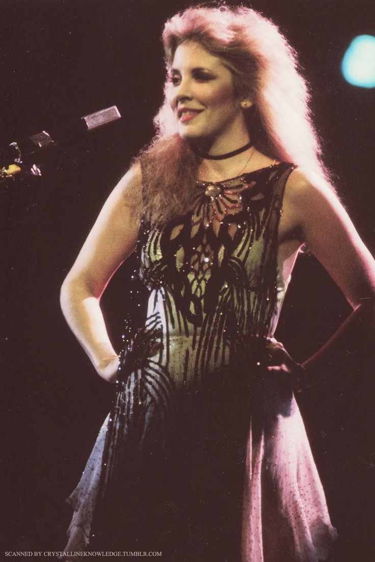 736x1104  PIN -код Шей Феррейра на Стиви Никс/Флитвуд Mac | Стиви Никс Флитвуд Мак, женщины, удивительные женщины