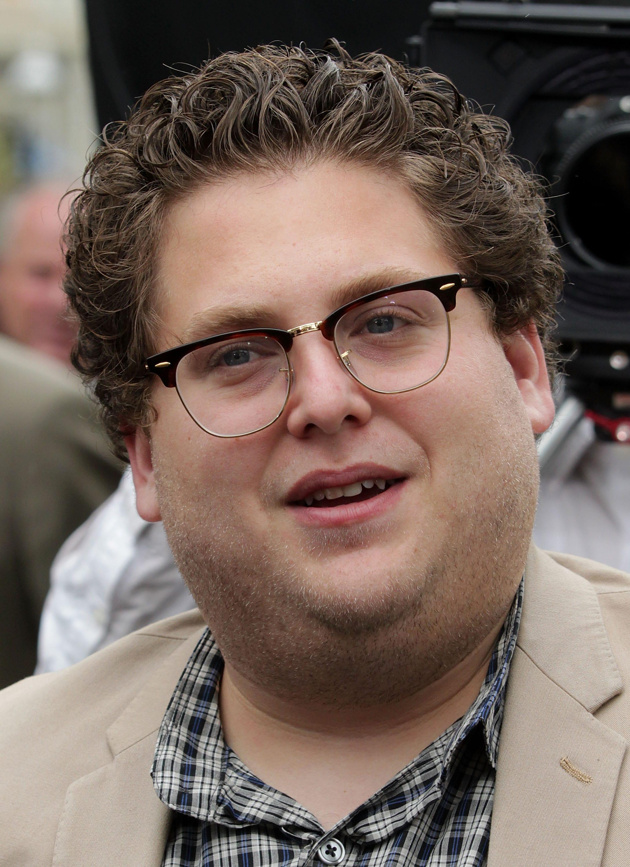 Полные артисты. Джона Хилл. Джона Хилл Jonah Hill. Джона Хилл толстый. Джона Хилл фото.