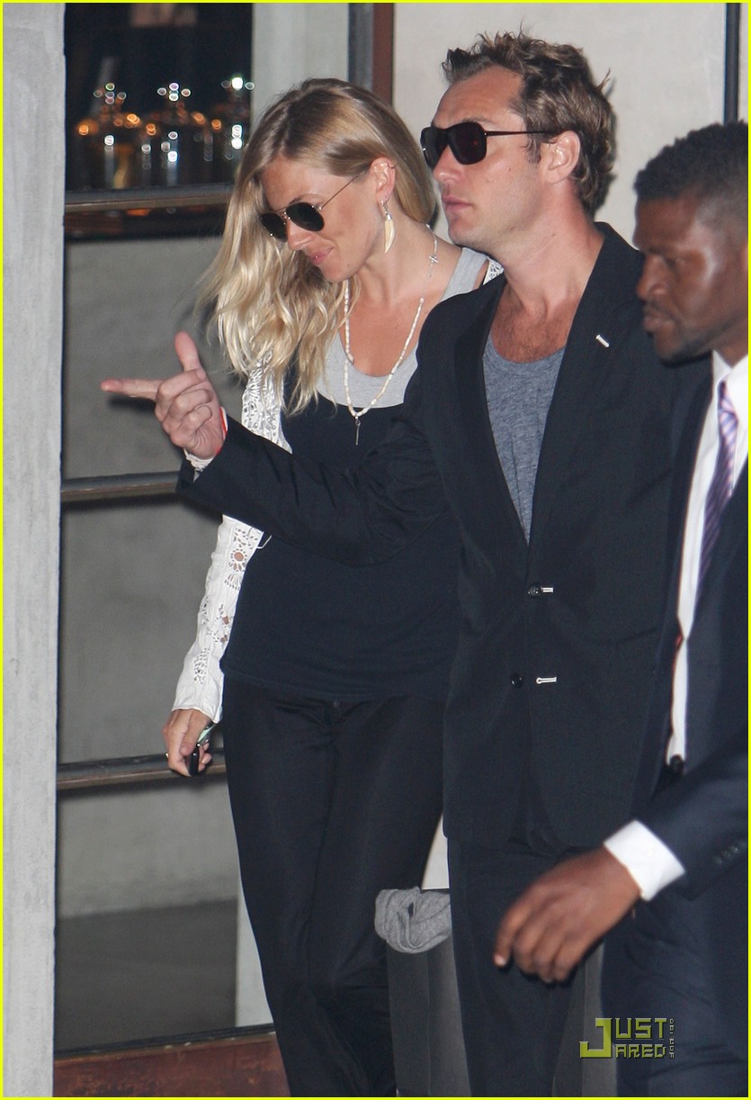 835x1222  Джуд Лоу HD обои, фоны