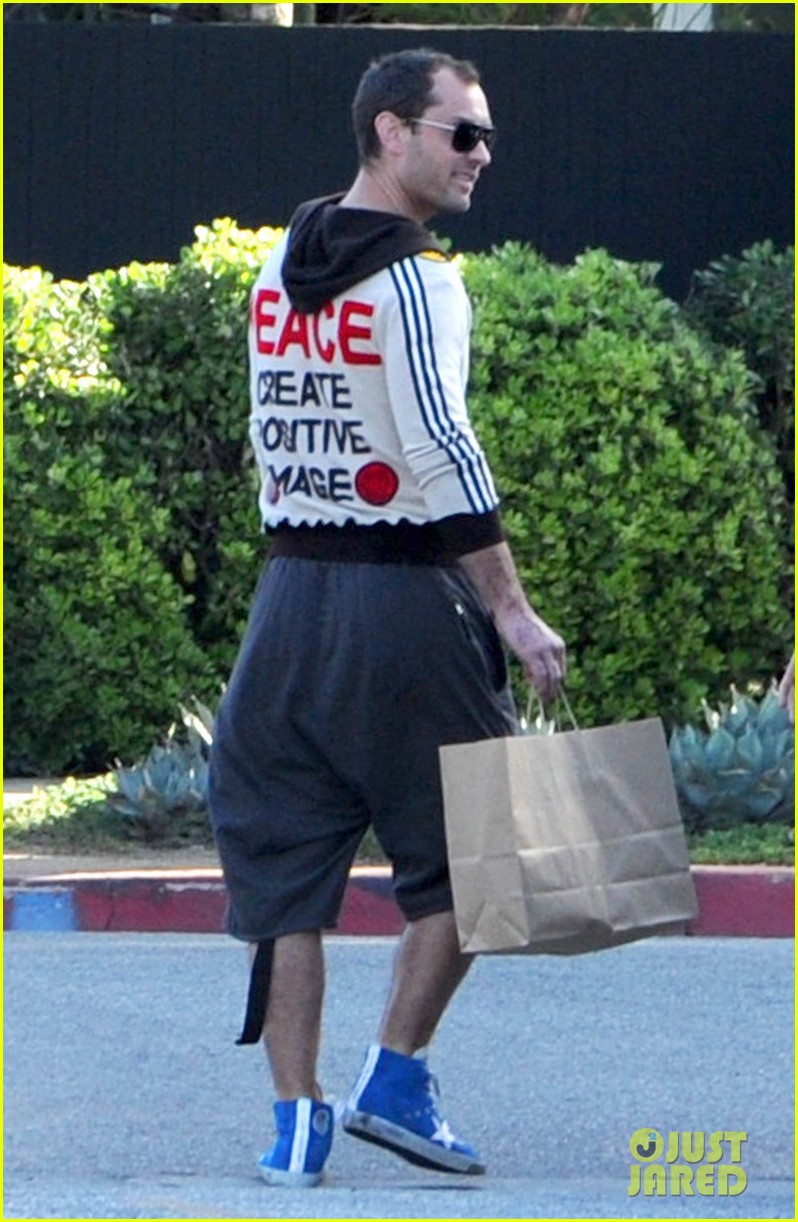 798x1222  Молодой папа на Бегунсе