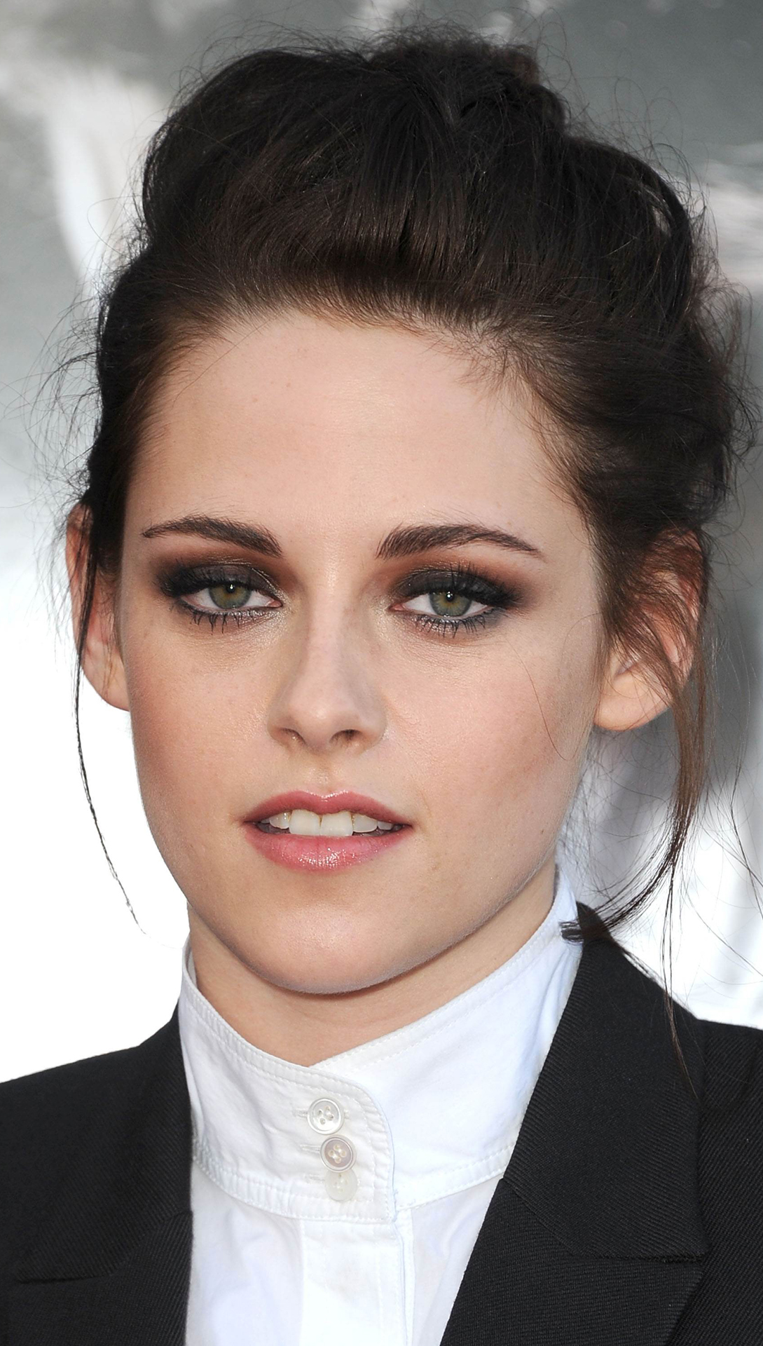 1089x1920  Кристен Стюарт 2017 Photoshoot 4K Ultra HD Мобильные обои