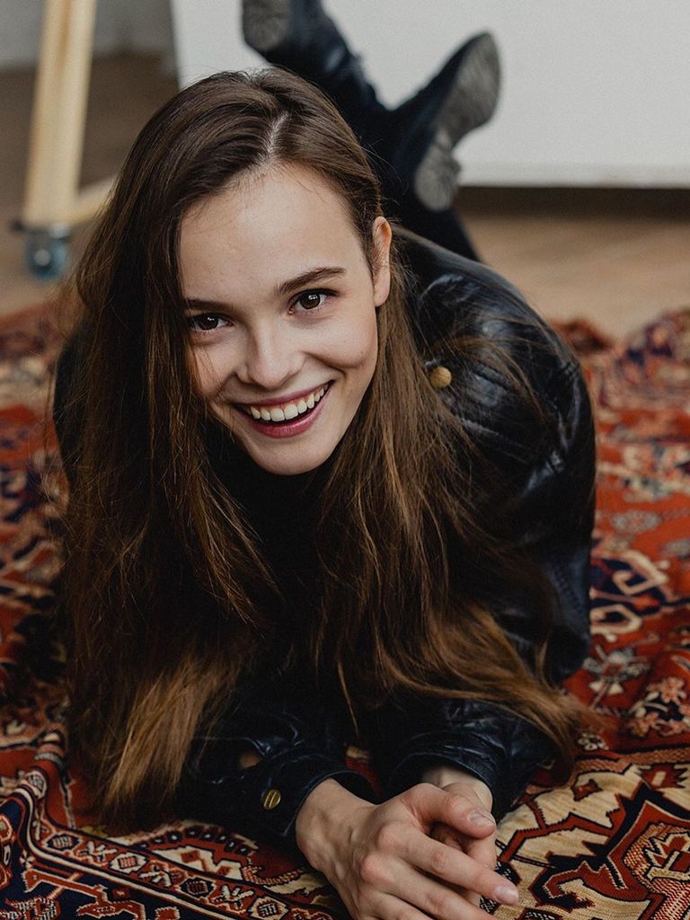 768x1024  Angelina streчyna -byograwina aktriSы, foTo, liчnananhynh, rosty и ves 2023 | У вас