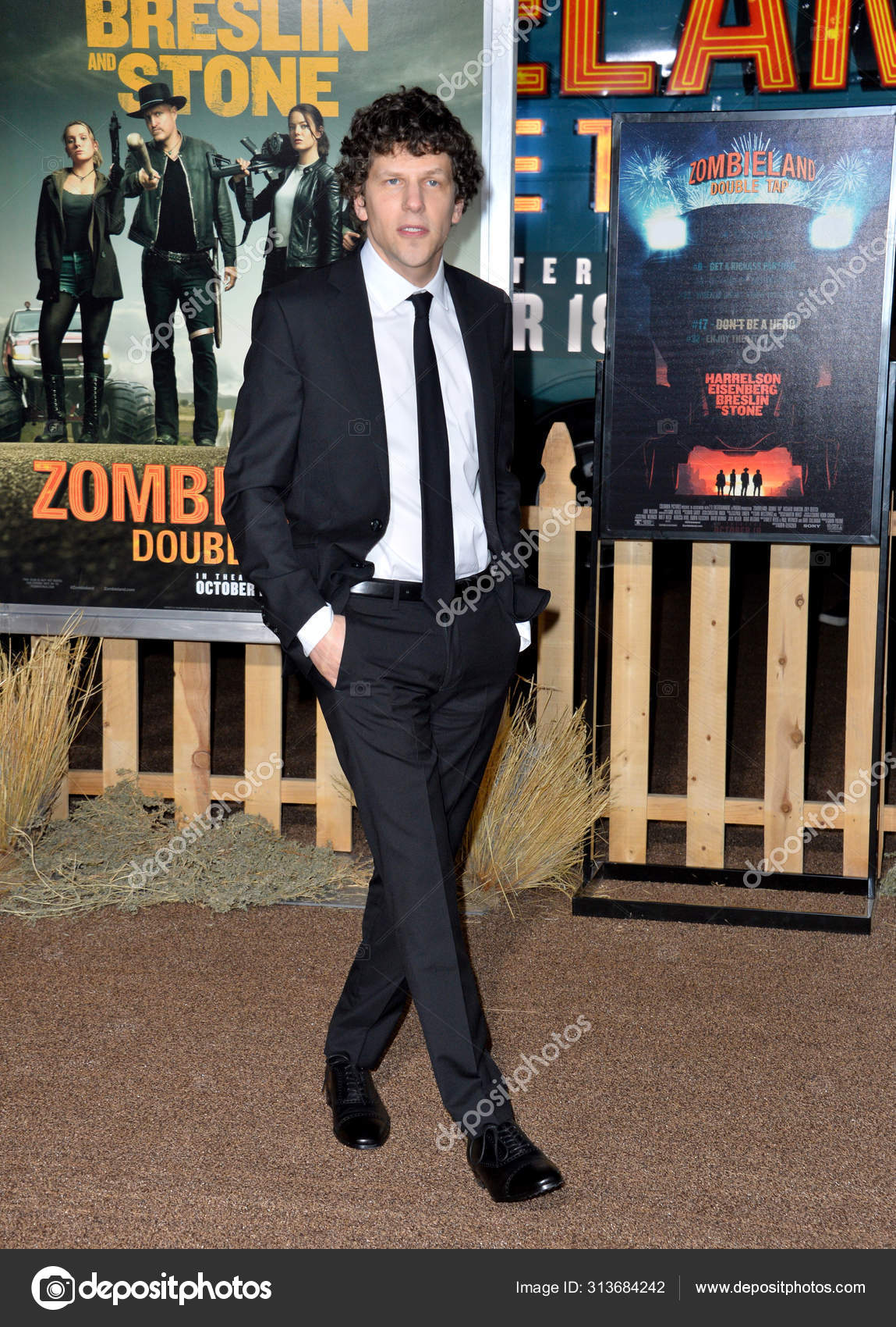 1149x1700  Социальная сеть (2010)