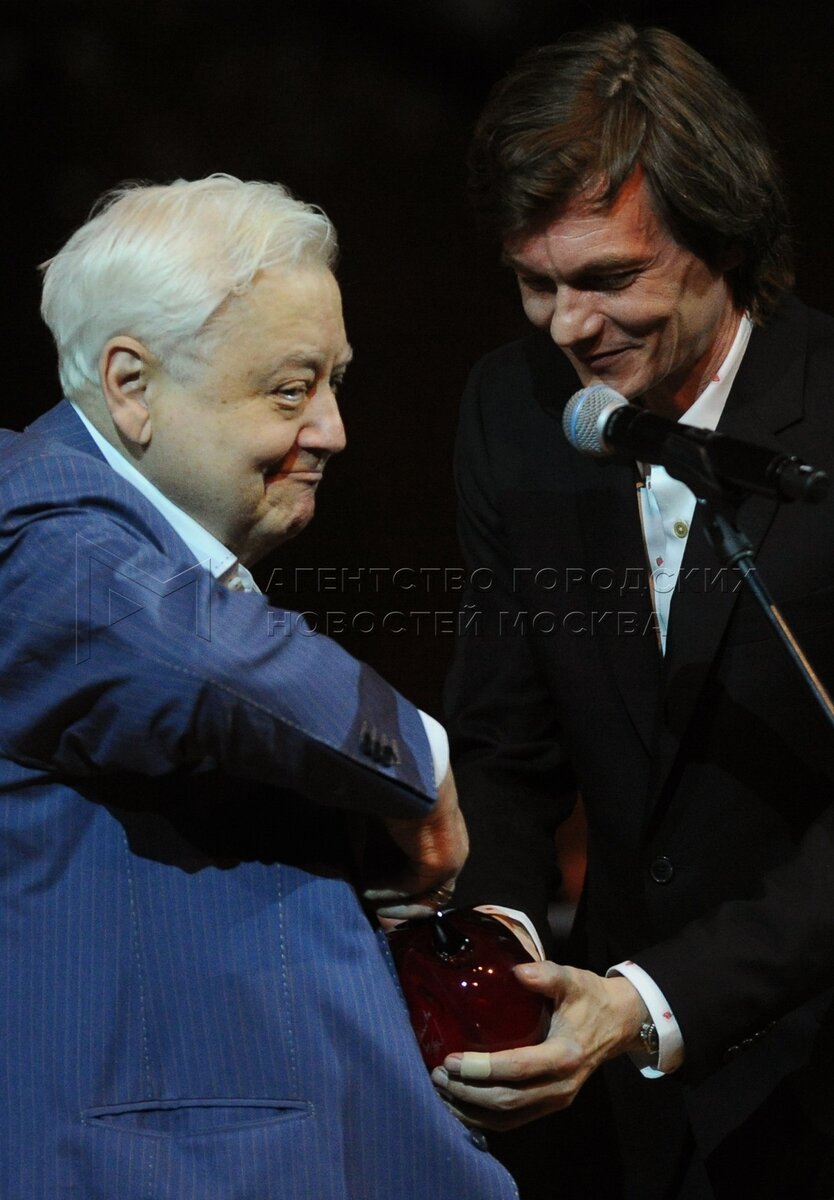 834x1200  Agentstwogorodkyх nonowosteй «moskwwa»